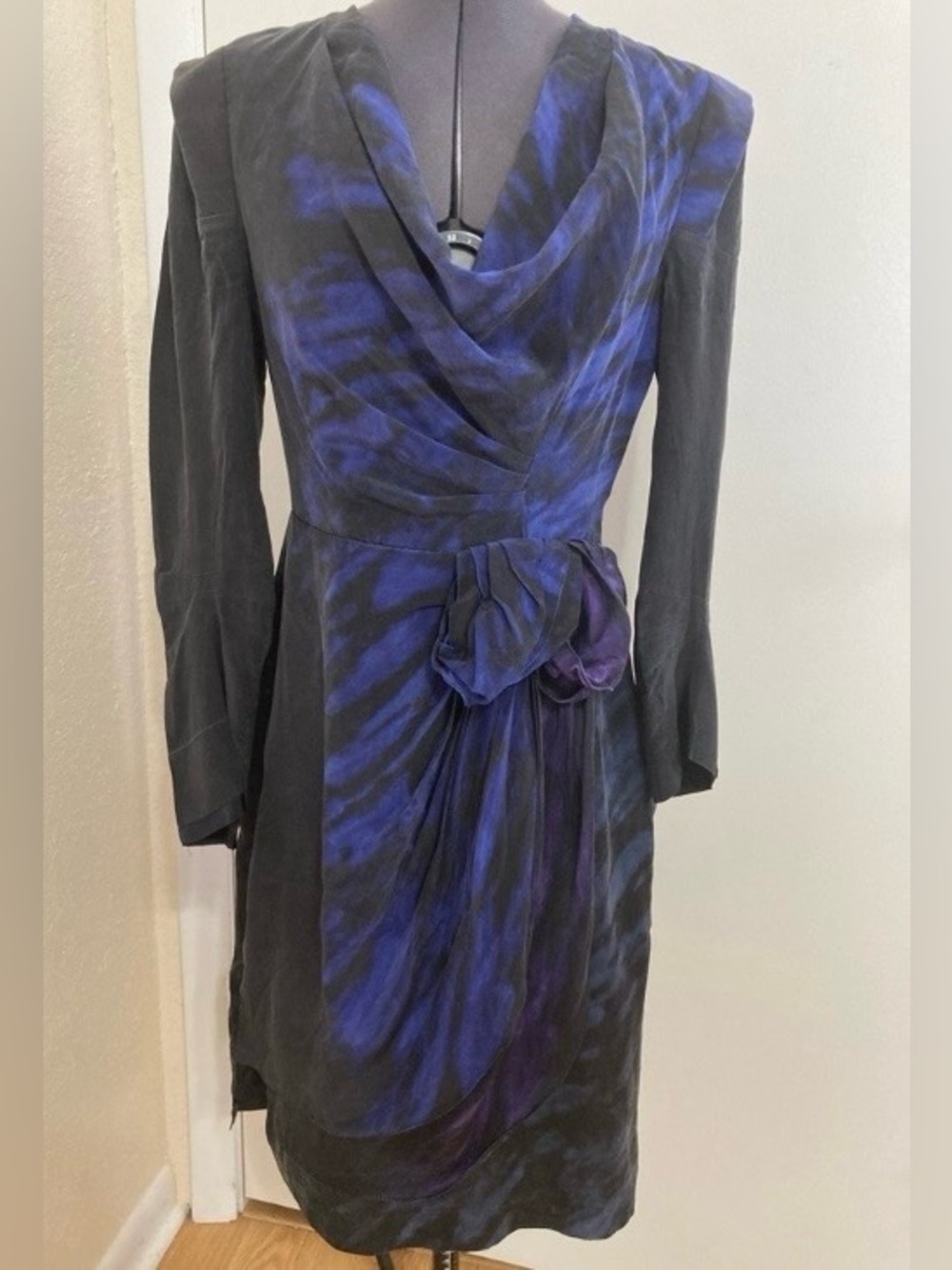 BCBGMAXAZRIA Runway Silk Draped Black/Blue/Purple Midi Dress . Sz 0